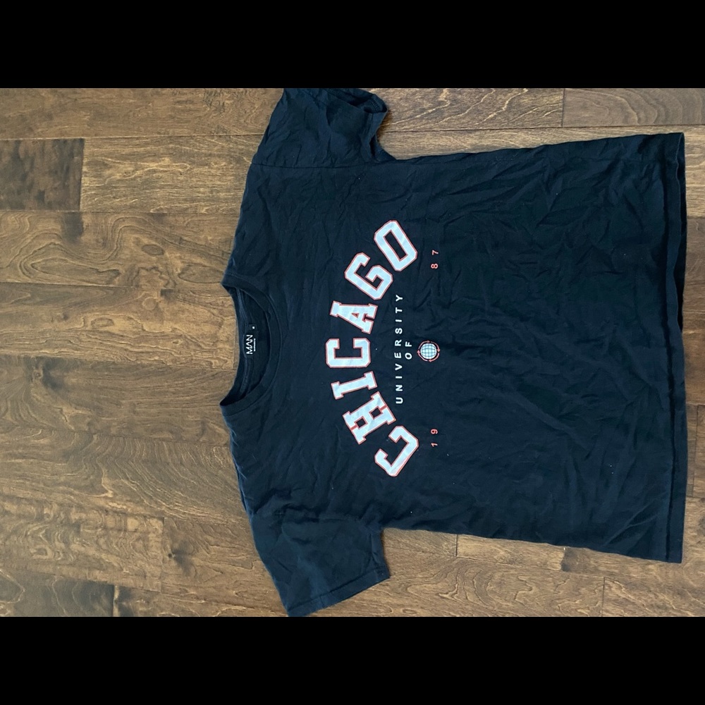 boohoo chicago graphic tee